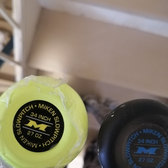 Softball bat's - Picture 2 of 4